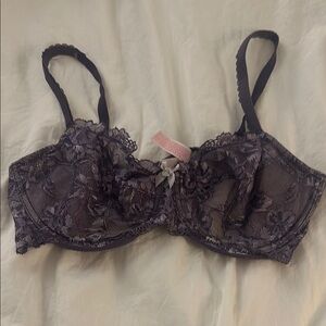 Victoria Secret Unlined Lace Underwire Bra